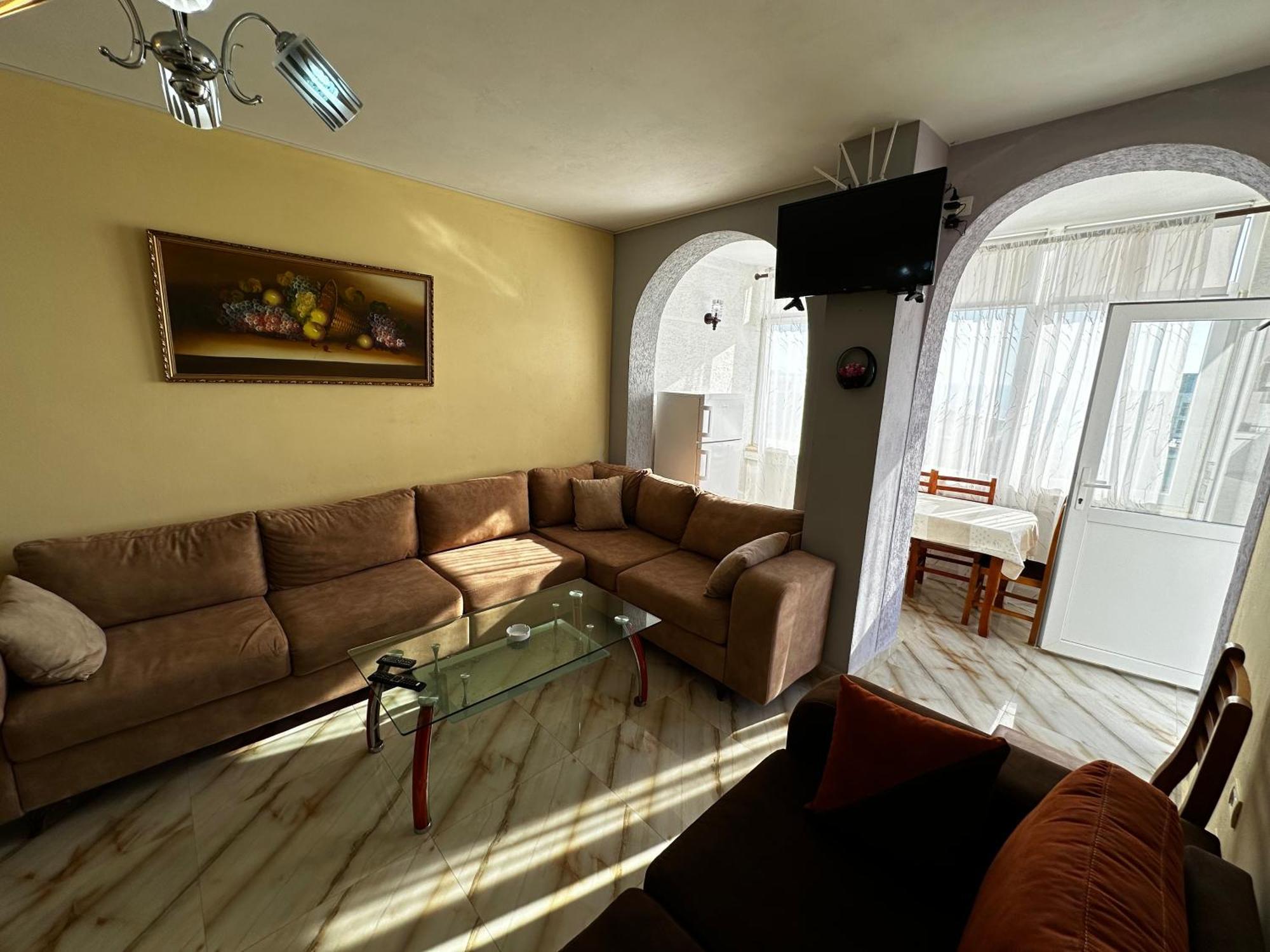 Romance Holiday Garden Inn Durres Exterior photo