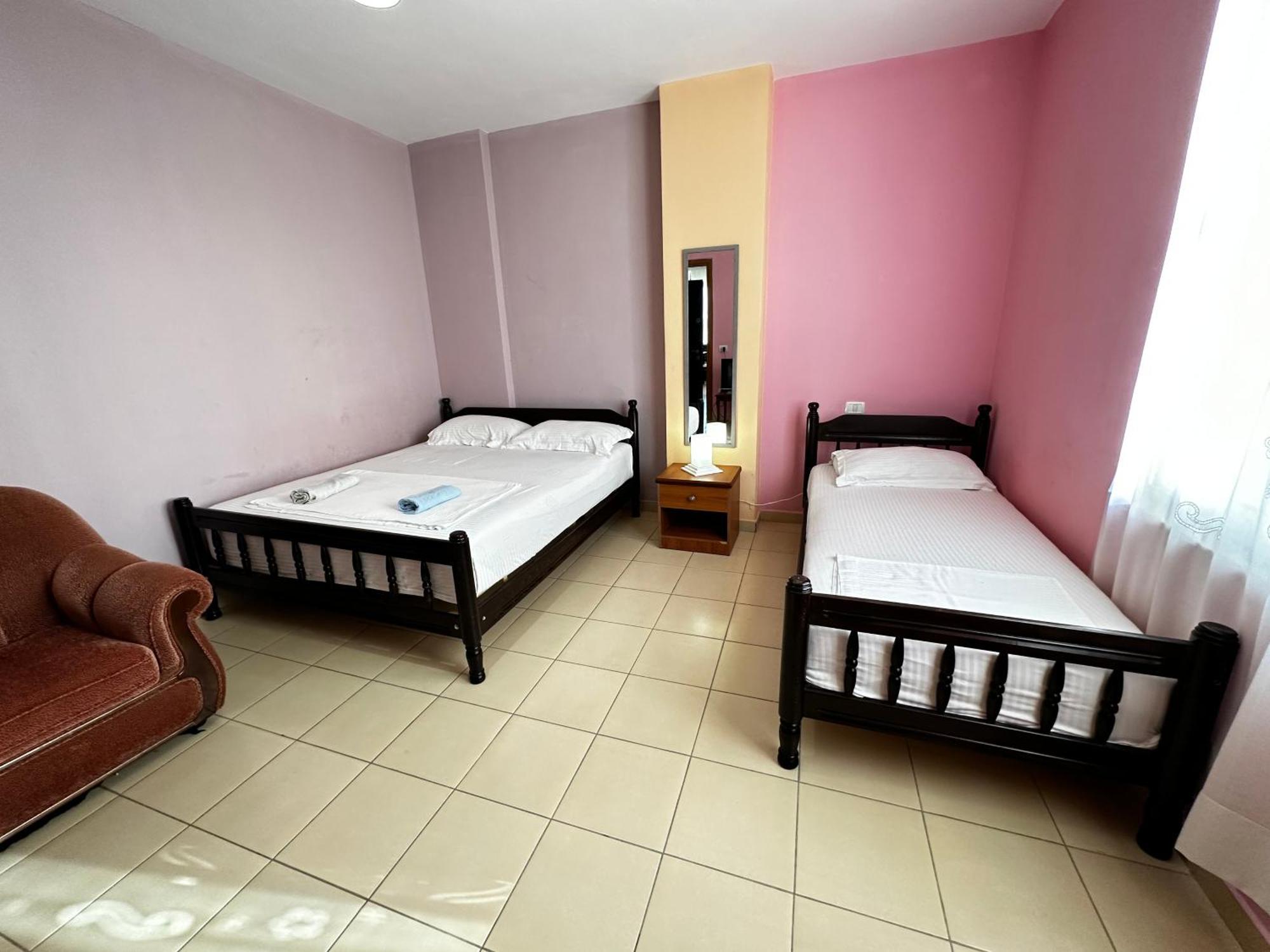 Romance Holiday Garden Inn Durres Exterior photo