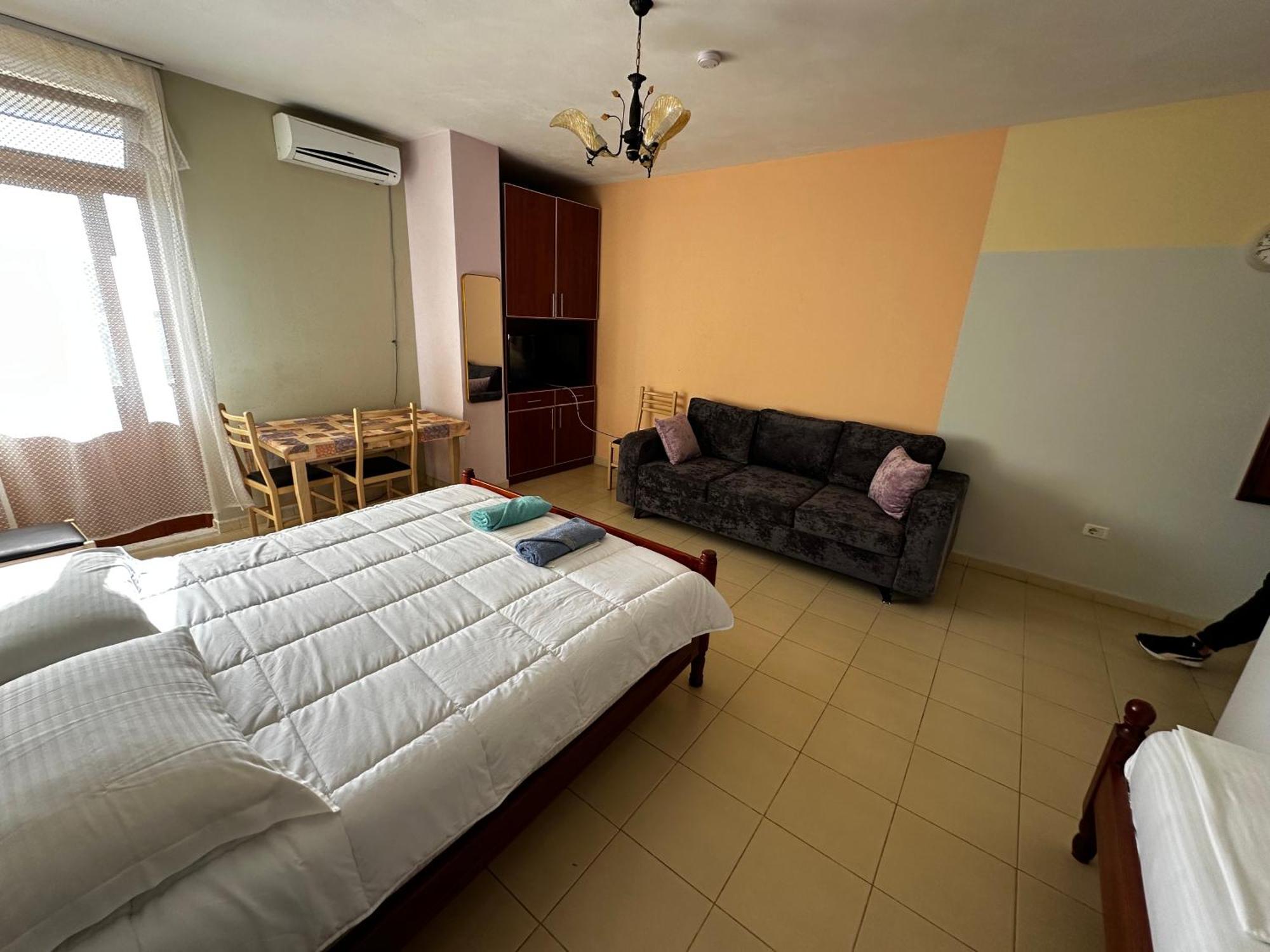 Romance Holiday Garden Inn Durres Exterior photo