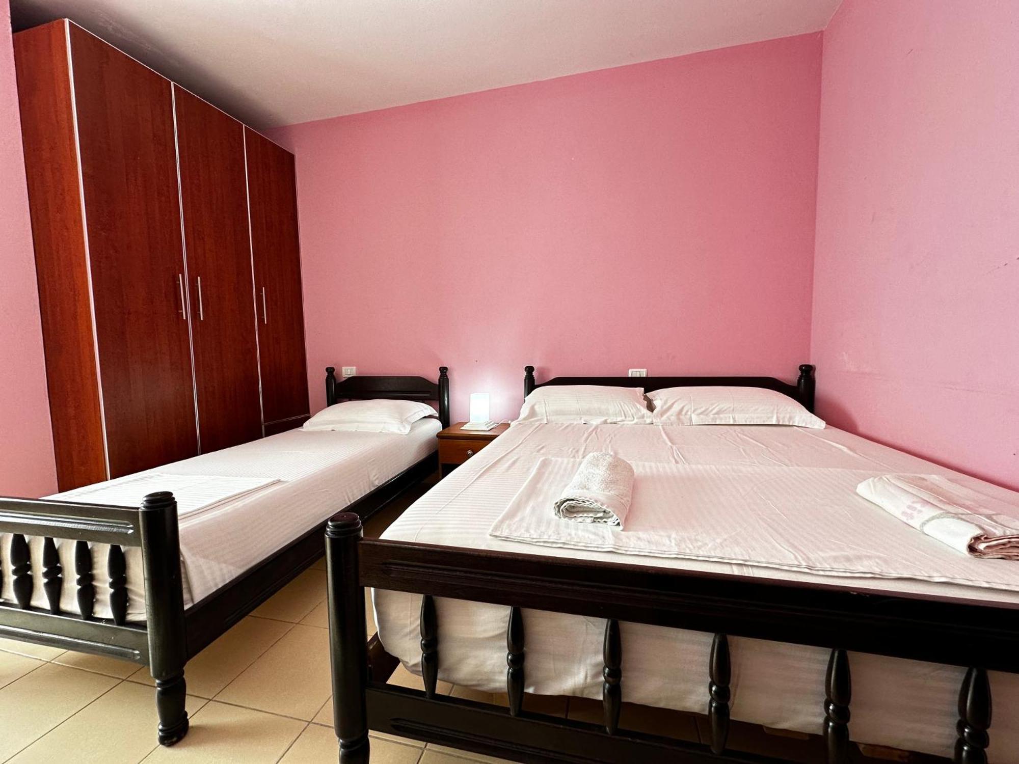 Romance Holiday Garden Inn Durres Exterior photo